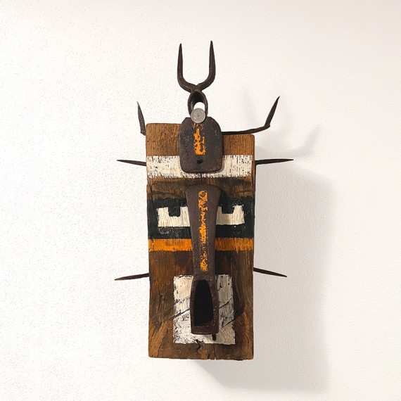 Archaisch anmutende Holzskulptur. &copy; Alexander John